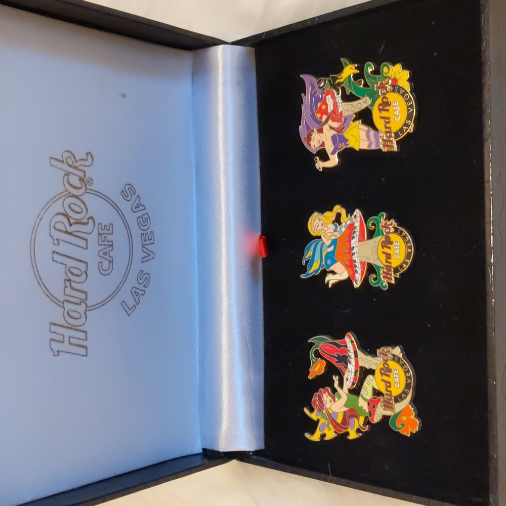 Hard rock Cafe Fairy Collection Pins 2004 Las Vegas